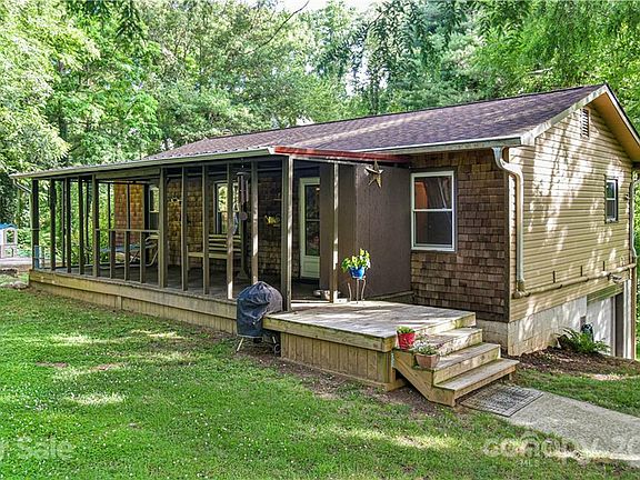 2nd image of 63 Sharon Ln