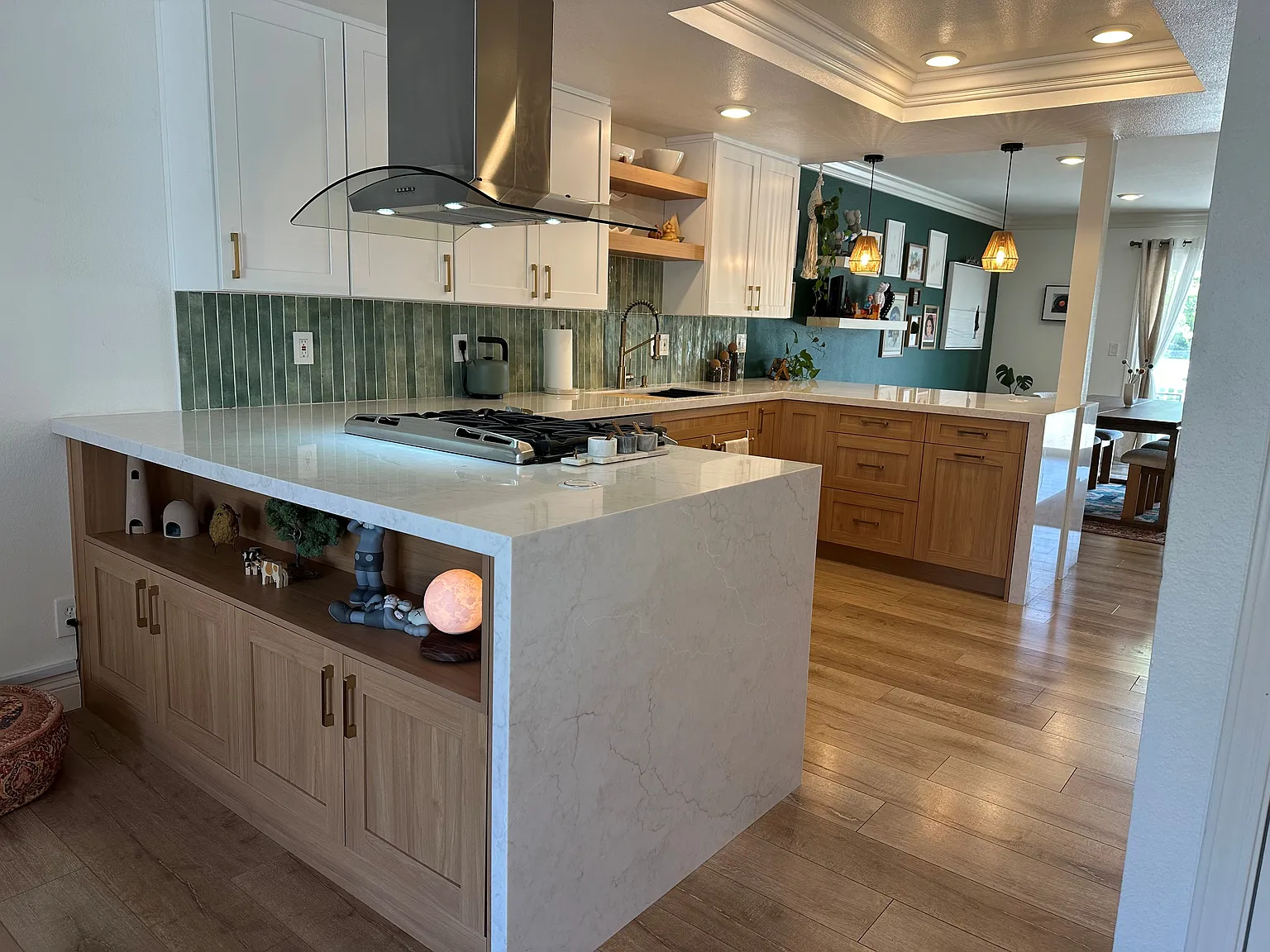 4 bed, 2216 sqft, $5,800 — Photo 4