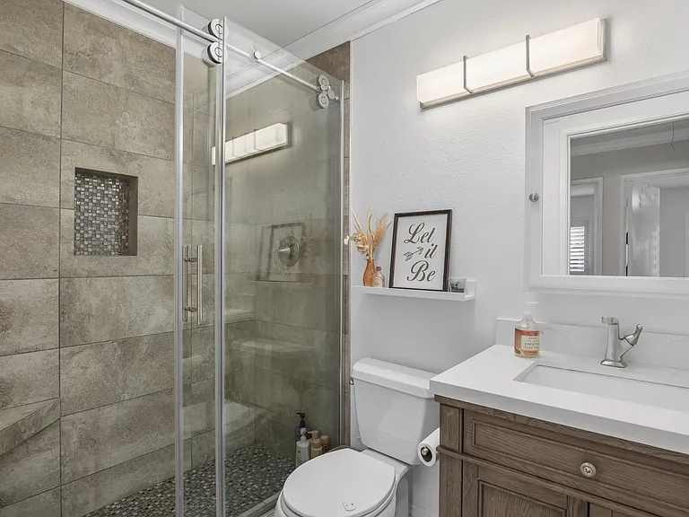 2361 Valley View Pl — Photo 20