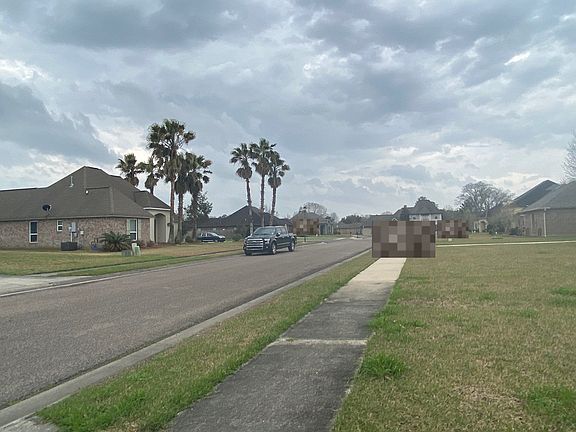 4th image of 2229 N Twin Circle Ave
