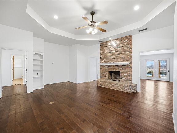 2nd image of 19901 S Highway 281