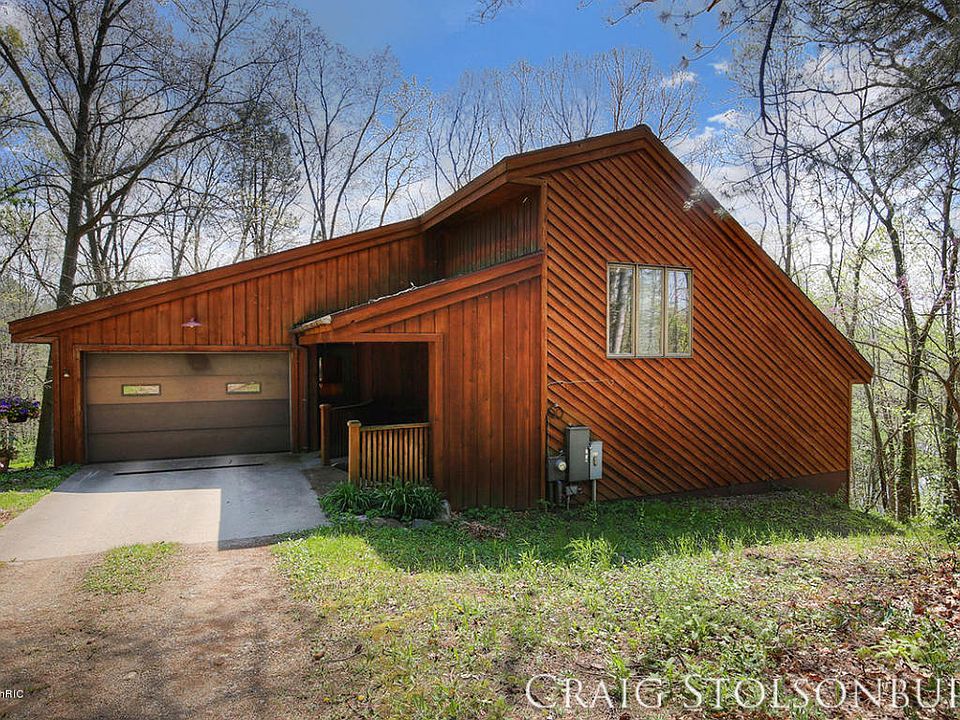 1st image of 5100 Squier Ln
