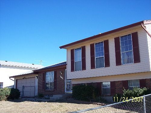 1st image of 2845 Clarendon Dr