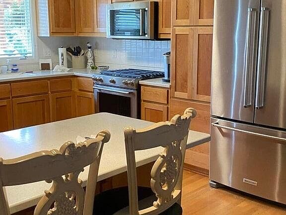 4th image of 102 Spyglass Ln