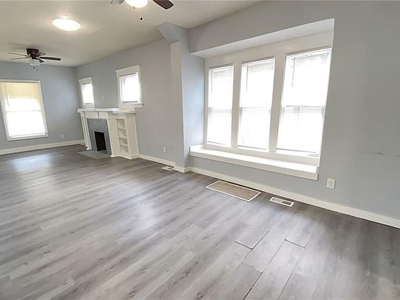 2nd image of 4440 Olive St
