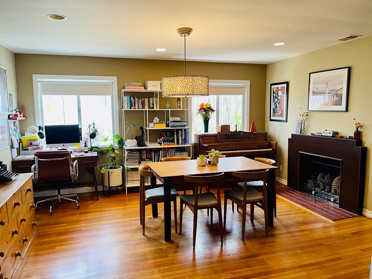 3 bed, 1372 sqft, $6,700 — Photo 3