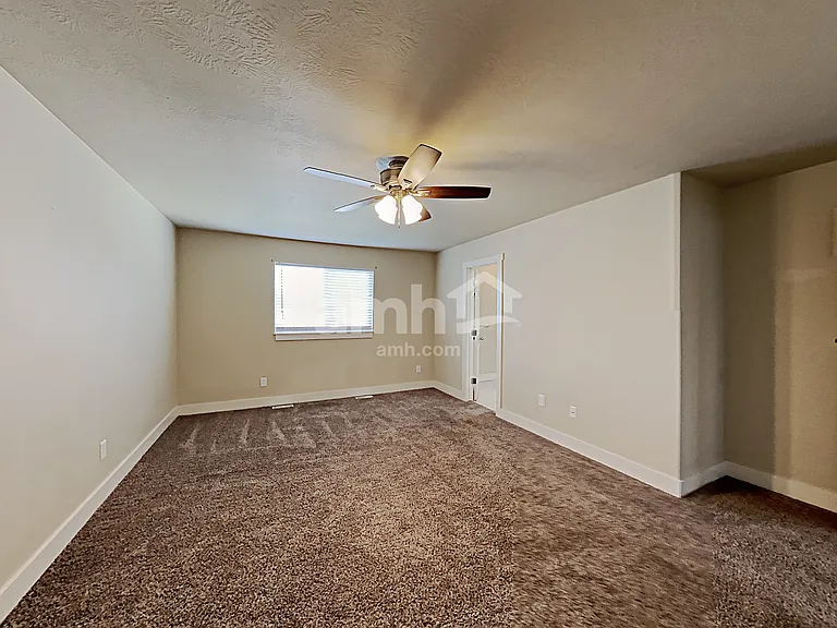 282 W Bricker Dr — Photo 9