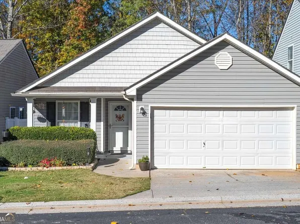 111 Topaz Dr, Dallas, GA 30132