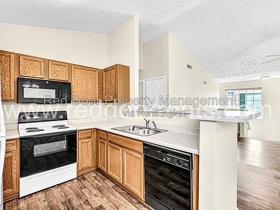 5th image of 4948 Potomac Square Pl Unit 4