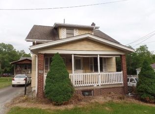 714 Helman St, Youngwood, PA 15697