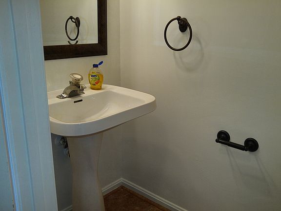 1/2 bath