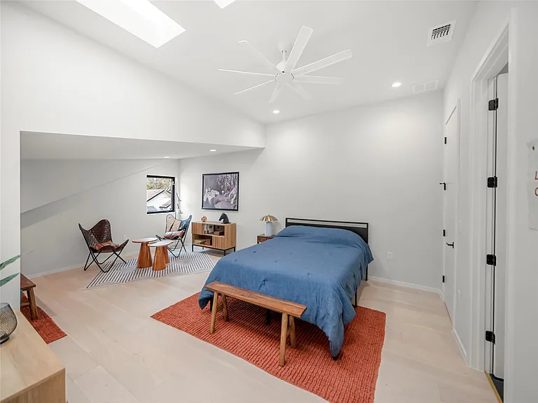 2107 Brackenridge St #A — Photo 30