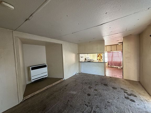 4th image of 4208 Lakeland St