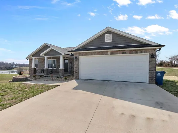 126 Sapphire Lake Ln, Cape Girardeau, MO 63701