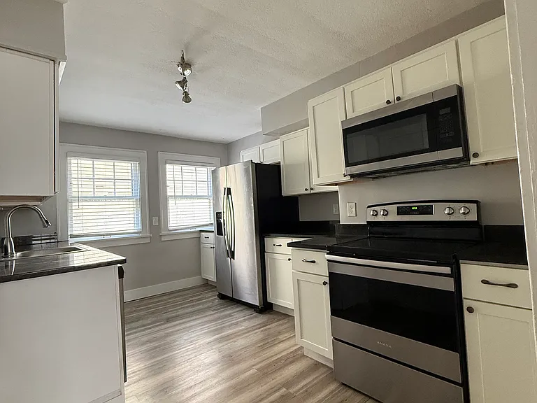 18520 Winslow Rd #1 — Photo 10