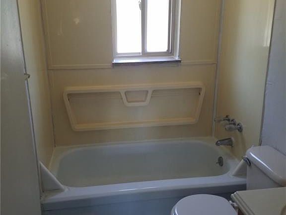 5th image of 22098 River Oaks Dr APT 4C