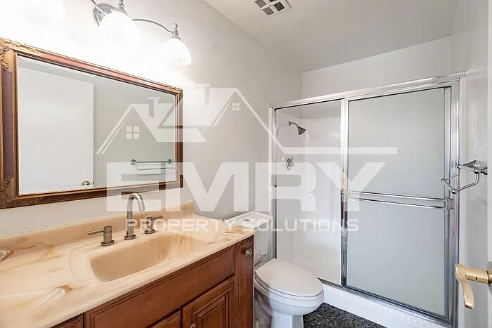9781 Karmont Ave — Photo 32