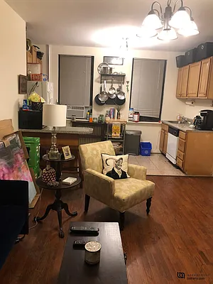 Rented by Batra Group Inc | media 21