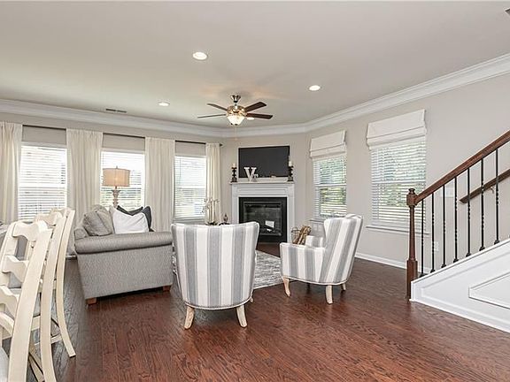 5th image of 6255 Thorncrest Dr