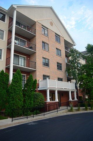 1st image of 2301 Oakmont Way Unit 307