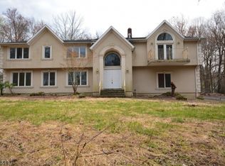 176 Upper Saddle River Rd, Montvale, NJ 07645