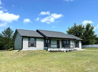 137 Stephens Ln, Crestview, FL 32539