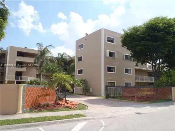 8500 NW 8th St APT 408, Miami, FL 33126