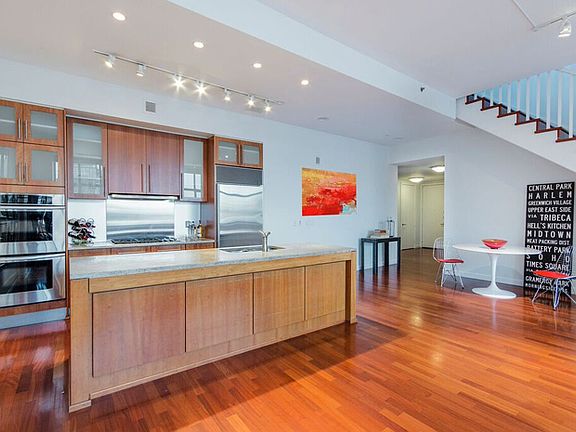 3rd image of 1 Morton Sq APT L6be