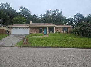 210 Syble Ln, Longview, TX 75605