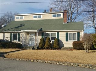 4 Graham Ter, Lisbon, CT 06351