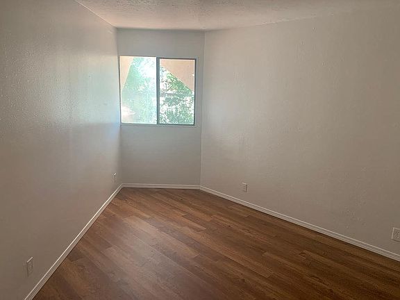 3rd image of 3409 Tulane Dr NE #80