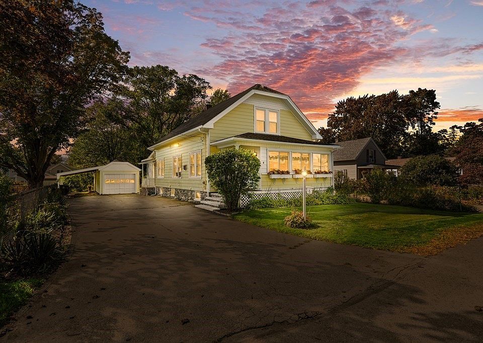 1st image of 6 Hermon Ave