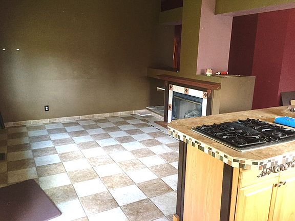 4th image of 4611 Blueberry Ct SE