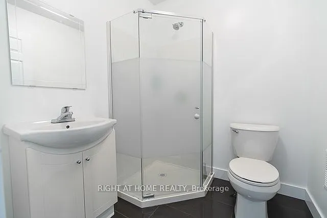 131 Banff Rd — Photo 12