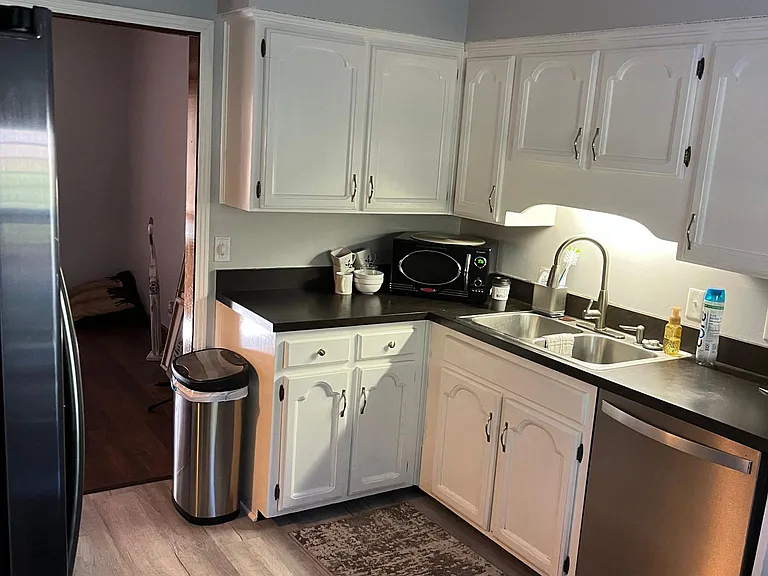 506 Hillwood Dr — Photo 15