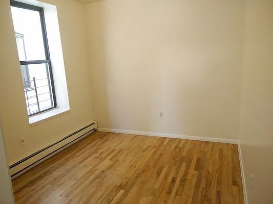 Rented by G2 Realty Group LLC | media 7