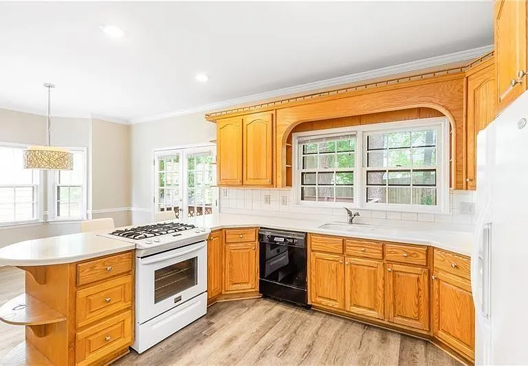 919 Bridgegate Dr NE — Photo 27