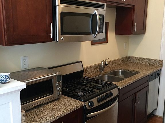 2nd image of 2104 W Hills Ave APT 103