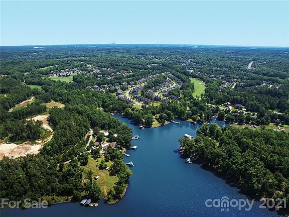 3rd image of 17618 Snug Harbor Road Pl #75