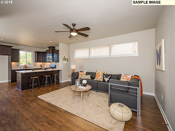 3rd image of 6627 NE 71st Ave