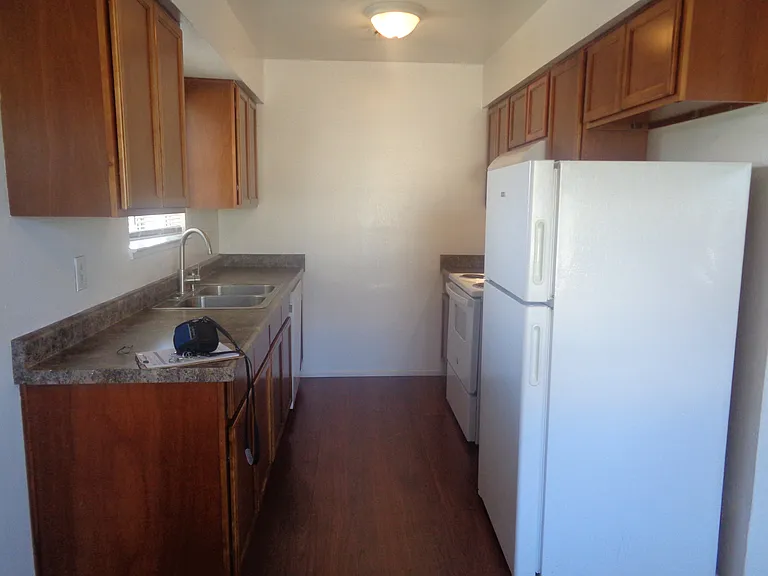 1332 Hobart Dr #4 — Photo 5
