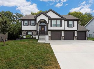 6125 NE 118th St, Kansas City, MO 64156
