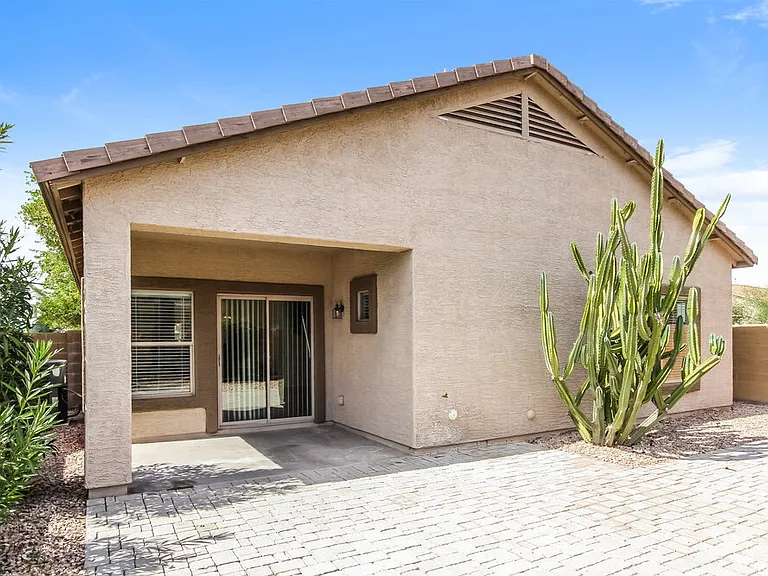 5438 W Pollack St — Photo 16