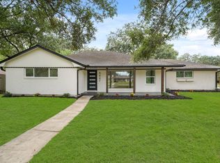 5447 Kingfisher Dr, Houston, TX 77096
