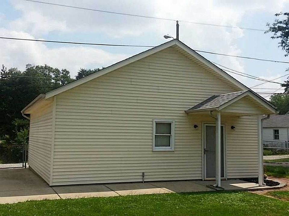 2nd image of 2331 Villa Ave