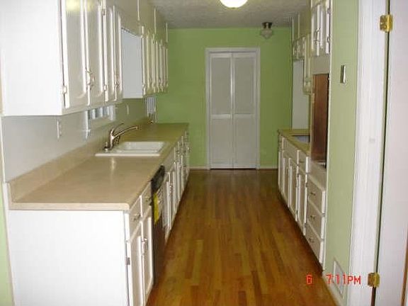 Closer view of kitchen w/modern upgrades