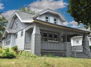 3061 N 25th St, Milwaukee, WI 53206