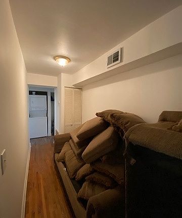 5th image of 6420 N Hamilton Ave APT 2C