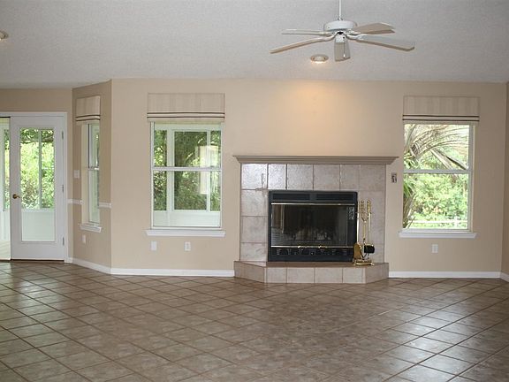 5th image of 1036 Chandelle Lake Dr