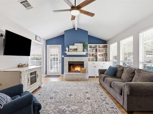 10232 Sunset View Dr, Fort Worth, TX 76108